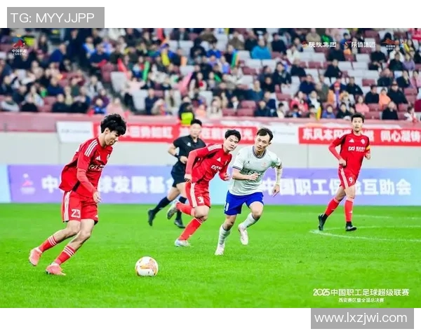 西安足球队在最新足球状态排行榜中荣登第八名展现出强劲实力